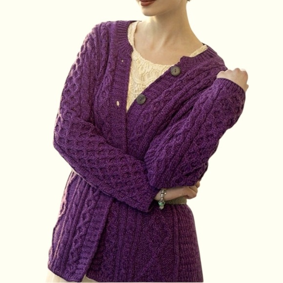 Kilronan Irish 100% Wool Cable Knit Cardigan Purple Size XS - Picture 10 of 11